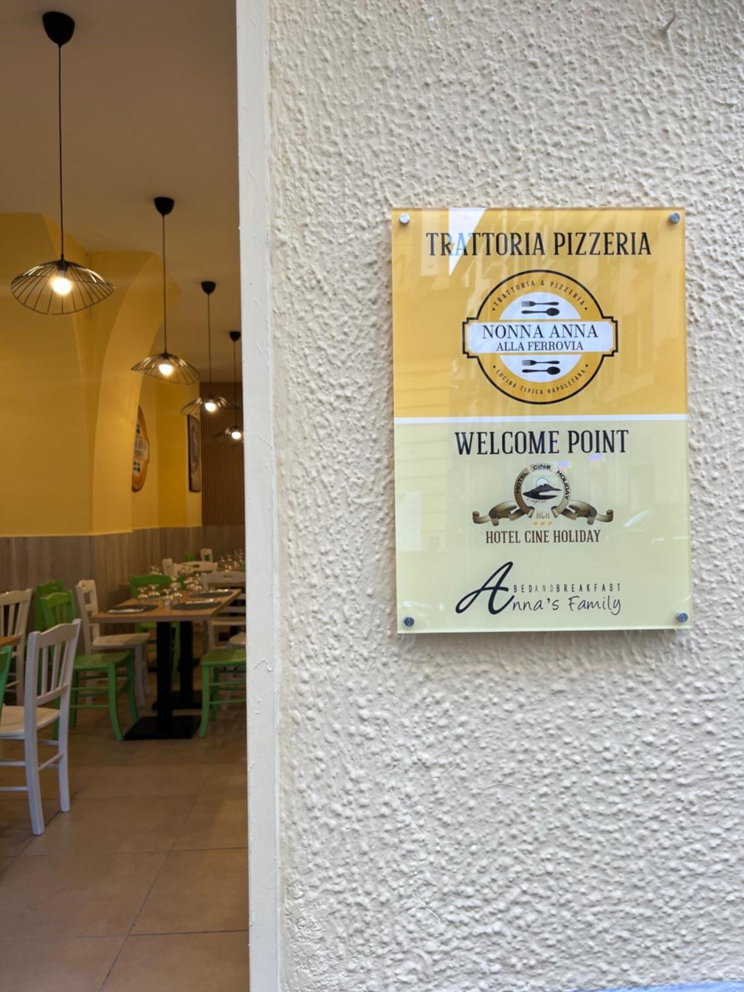 Hotel Cineholiday Napoli Eksteriør billede